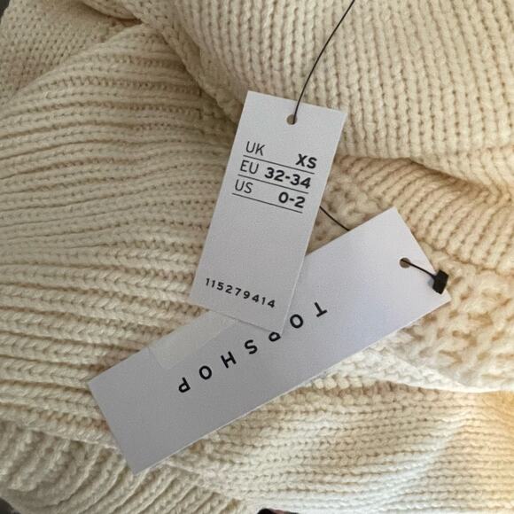 Topshop Cream Knitted Roll Neck Sweater NWT Womens Size 0-2 - Picture 8 of 8